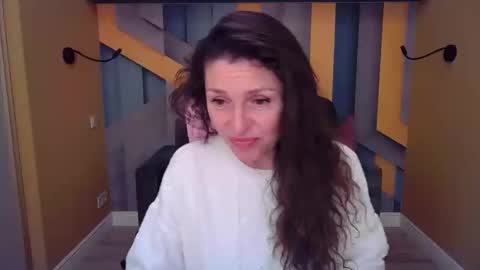 EllaLongs online show from February 8, 2026, 12:30 pm