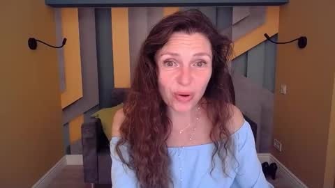 EllaLongs online show from May 26, 2026, 11:28 am