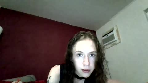 Snapshot of ellamae2000 chatting on July 24, 2026, 8:45 am ellamae2000 online show from July 24, 2026, 8:45 am
