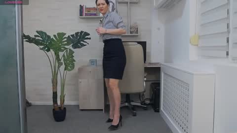            online show from January 19, 2025, 8:18 am