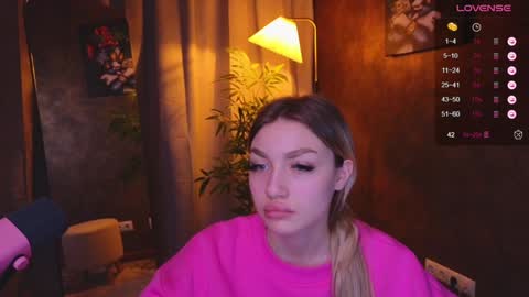 ellamilla online show from January 5, 2025, 11:59 am