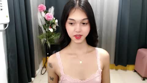 Snapshot of ellamiller69 chatting on May 22, 2026, 2:01 pm ELLA online show from May 22, 2026, 2:01 pm