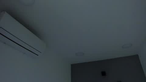 Ella online show from February 10, 2025, 4:41 am