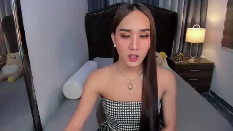 Sophia online show from February 18, 2025, 9:20 pm