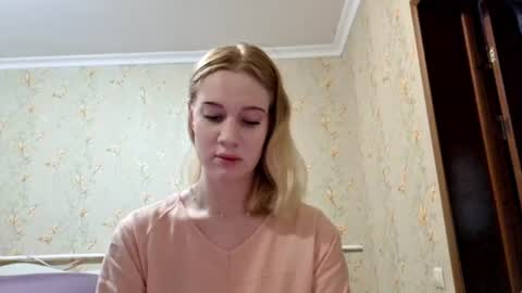ellaygray online show from July 23, 2026, 3:32 pm