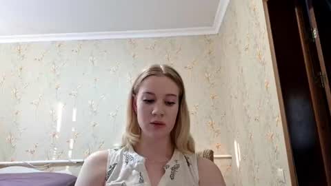 ellaygray online show from July 24, 2026, 3:10 pm