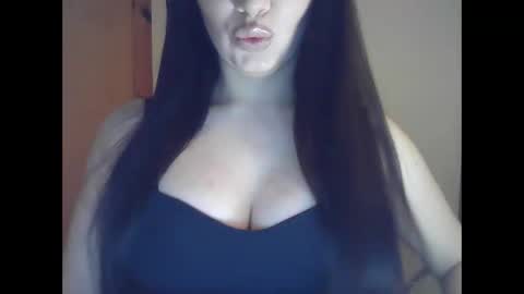 elle010843 online show from March 18, 2026, 8:56 pm