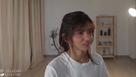 Linda Restrepo online show from January 17, 2025, 9:28 pm