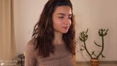 Linda Restrepo online show from February 26, 2025, 10:20 pm