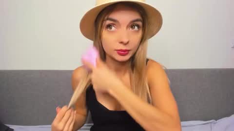 ellen_flow online show from February 23, 2025, 8:00 pm