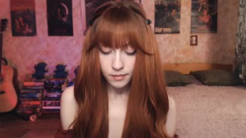 Snapshot of ellie_friendly chatting on September 15, 2025, 1:11 pm ellie_friendly online show from September 15, 2025, 1:11 pm