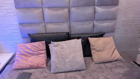 ellieadeline online show from July 23, 2026, 4:43 am