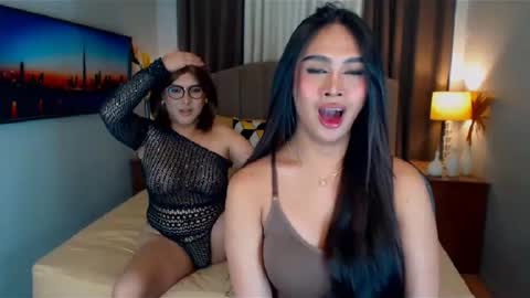 Snapshot of elliecummers chatting on February 4, 2025, 12:19 am ellie online show from February 4, 2025, 12:19 am