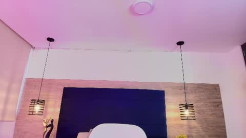 elliee_alves online show from July 13, 2026, 2:53 pm