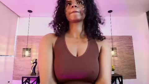 elliee_alves online show from July 23, 2026, 2:48 pm