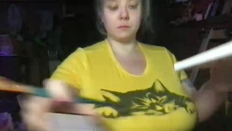 Ellie Louise online show from April 8, 2026, 8:31 pm