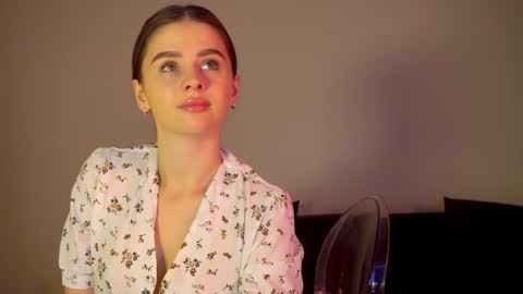 just Emily  online show from December 14, 2024, 10:45 am