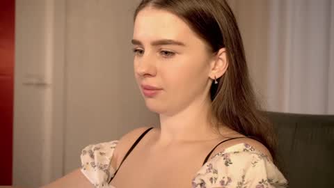 just Emily  online show from December 15, 2024, 11:23 am