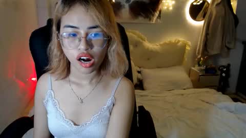 Snapshot of ellieyun chatting on September 23, 2025, 1:03 pm ellieyun online show from September 23, 2025, 1:03 pm