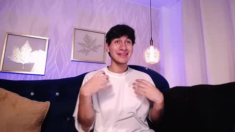 Elliot online show from January 7, 2026, 11:29 pm