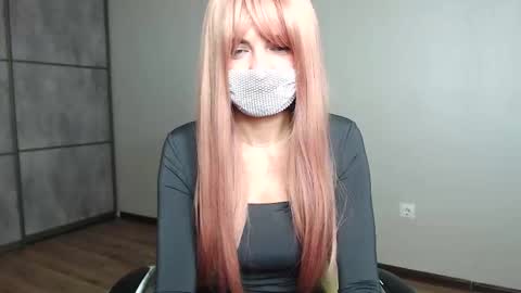 Snapshot of ellisnikki chatting on December 13, 2025, 10:48 pm EllisNikki online show from December 13, 2025, 10:48 pm