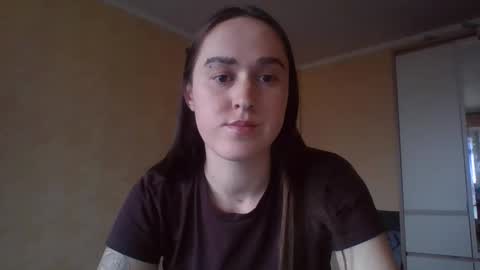 Snapshot of elliza_snow chatting on April 10, 2026, 10:31 am Eliza online show from April 10, 2026, 10:31 am