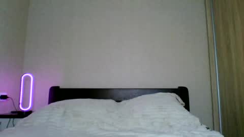Eliza online show from July 28, 2026, 9:04 am
