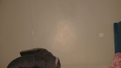 elllanna online show from February 10, 2026, 9:24 am