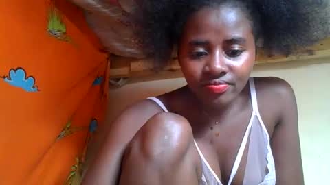 Ellodi online show from May 22, 2026, 8:14 pm