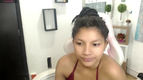 Elly online show from February 17, 2025, 3:36 am