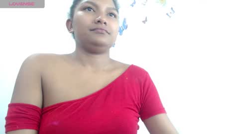 Elly online show from March 3, 2025, 11:56 pm