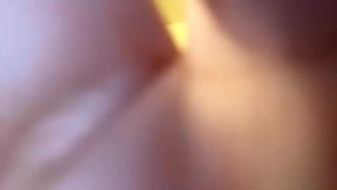 Elly Belle online show from June 9, 2026, 1:39 am