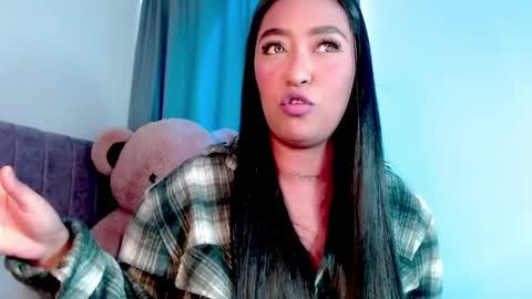 Elly online show from May 16, 2026, 10:08 pm