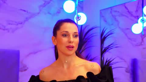 Elly online show from January 6, 2026, 8:34 pm