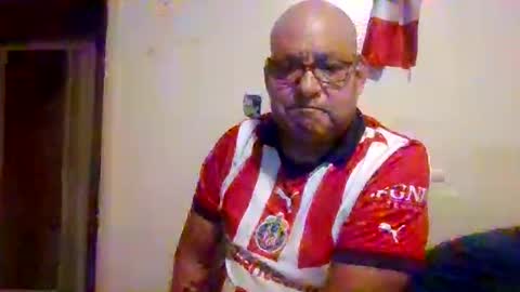 Snapshot of elmario24 chatting on October 9, 2025, 7:17 am elmario24 online show from October 9, 2025, 7:17 am