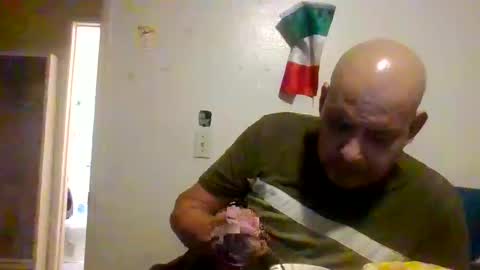 Snapshot of elmario24 chatting on October 13, 2025, 8:47 am elmario24 online show from October 13, 2025, 8:47 am