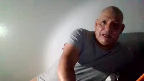 Snapshot of elmario24 chatting on October 29, 2025, 7:32 am elmario24 online show from October 29, 2025, 7:32 am