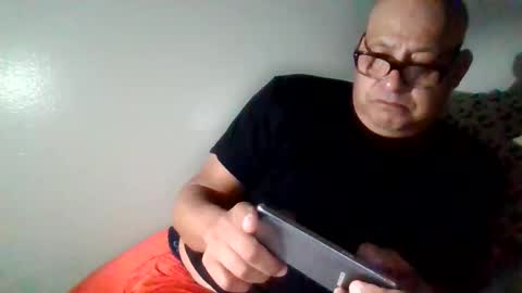 Snapshot of elmario24 chatting on November 16, 2025, 11:49 am elmario24 online show from November 16, 2025, 11:49 am