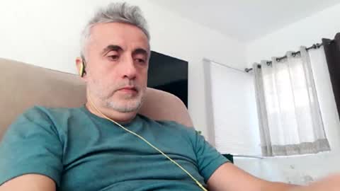 Snapshot of elmejorfvb2 chatting on February 4, 2025, 7:00 pm fer online show from February 4, 2025, 7:00 pm