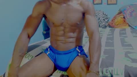 elmiltonnjakee online show from February 2, 2026, 6:45 am