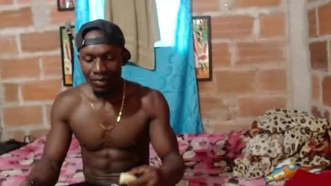 Snapshot of elmiltonnjakee chatting on May 29, 2026, 7:45 pm elmiltonnjakee online show from May 29, 2026, 7:45 pm
