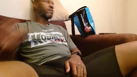 My name is Elmore. Please say hello I like to chat with you. If you have requests or dirty talk please use tip online show from February 4, 2025, 3:33 am