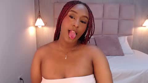 Elodi  online show from July 17, 2026, 11:42 pm