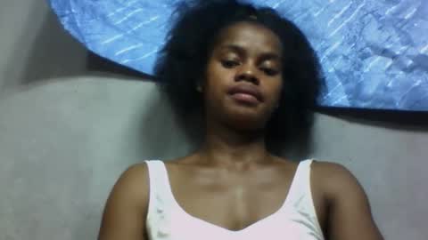 elodie228680 online show from May 15, 2026, 4:36 pm