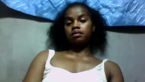 elodie228680 online show from June 5, 2026, 7:19 pm