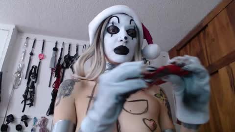 Chelsea  Please help me to reach 100 thumbs up online show from December 31, 2024, 6:46 pm