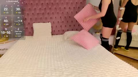 eloise_by online show from May 18, 2026, 7:03 am