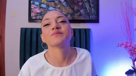 EloiseQuinn online show from September 26, 2025, 1:26 pm