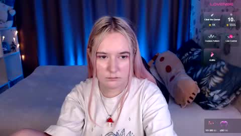 Ela give me a thumbs up if you like it  and this is important for the development of the account online show from December 29, 2024, 1:13 am