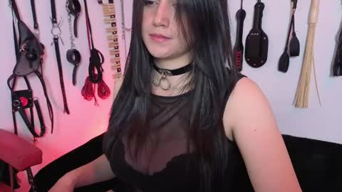 Snapshot of elowen_halley1 chatting on May 6, 2026, 6:24 pm elowen_halley1 online show from May 6, 2026, 6:24 pm